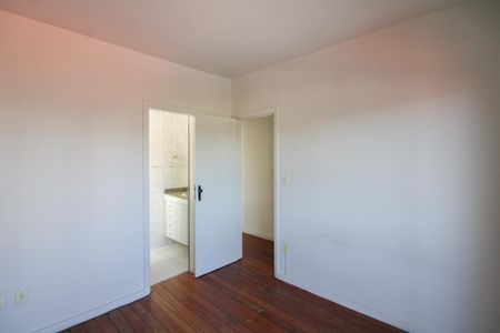 Apartamento para alugar com 75m², 3 quartos e 2 vagas Apartamento para alugar com 75m², 3 quartos e 2 vagasSuíte
