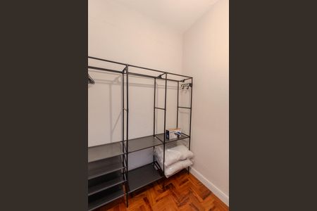 Apartamento à venda com 42m², 1 quarto e sem vagaCloset