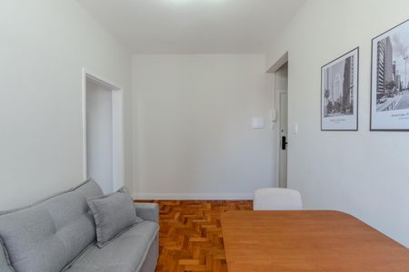 Apartamento à venda com 42m², 1 quarto e sem vagaSala
