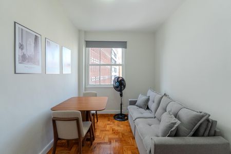 Apartamento à venda com 42m², 1 quarto e sem vagaSala