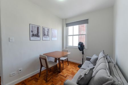 Apartamento à venda com 42m², 1 quarto e sem vagaSala