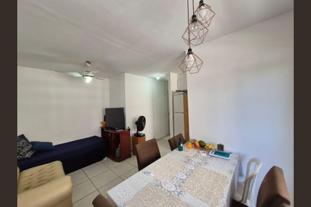 Apartamento para alugar com 58m², 2 quartos e 2 vagasSala