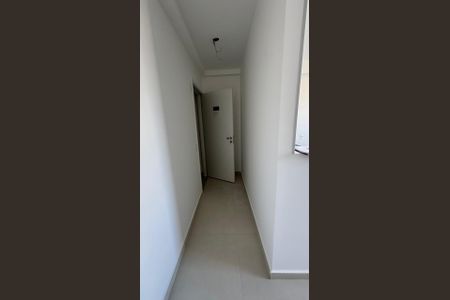 Apartamento à venda com 58m², 2 quartos e 2 vagasCorredor