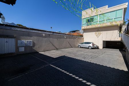 Área Comum - Garagem de casa de condomínio para alugar com 2 quartos, 59m² em Itaquera, São Paulo