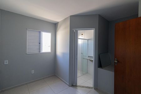 Casa de condomínio para alugar com 59m², 2 quartos e 1 vaga Casa de condomínio para alugar com 59m², 2 quartos e 1 vagaSuíte 2