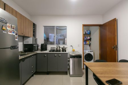 Casa de condomínio à venda com 59m², 2 quartos e 1 vagaCozinha