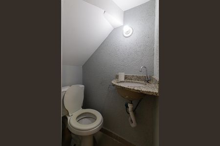 Casa de condomínio para alugar com 59m², 2 quartos e 1 vaga Casa de condomínio para alugar com 59m², 2 quartos e 1 vagaLavabo