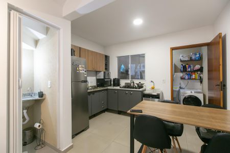 Casa de condomínio à venda com 59m², 2 quartos e 1 vagaCozinha