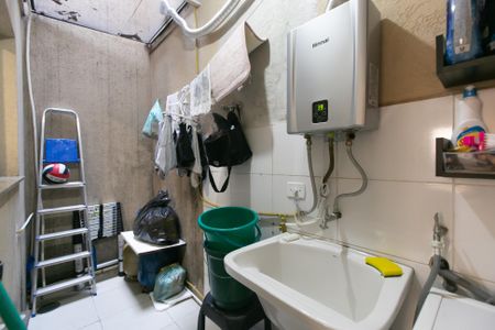 Casa de condomínio à venda com 59m², 2 quartos e 1 vagaÁrea de Serviço