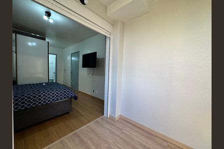 Apartamento para alugar com 36m², 1 quarto e sem vaga Apartamento para alugar com 36m², 1 quarto e sem vagaVaranda