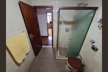 Apartamento à venda com 150m², 3 quartos e sem vagaBanheiro 
