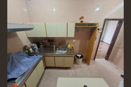Apartamento à venda com 150m², 3 quartos e sem vagaCozinha 