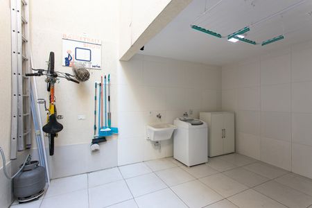 Casa à venda com 230m², 4 quartos e 2 vagasQuintal