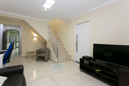 Casa à venda com 230m², 4 quartos e 2 vagasSala