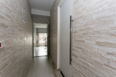 Casa à venda com 230m², 4 quartos e 2 vagasCorredor de Entrada