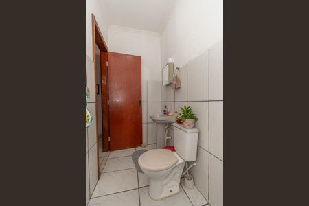 Casa para alugar com 170m², 3 quartos e 3 vagas Casa para alugar com 170m², 3 quartos e 3 vagasBanheiro Corredor