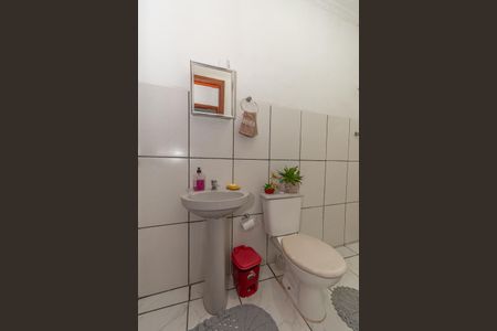 Casa para alugar com 170m², 3 quartos e 3 vagas Casa para alugar com 170m², 3 quartos e 3 vagasBanheiro Corredor