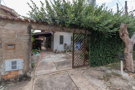 Casa para alugar com 170m², 3 quartos e 3 vagas Casa para alugar com 170m², 3 quartos e 3 vagasFachada/Placa