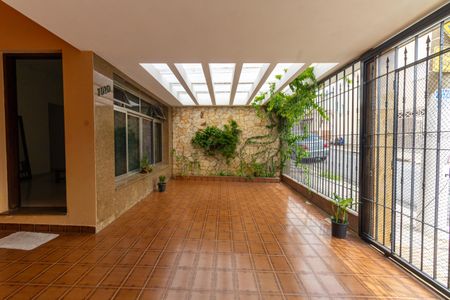 Casa à venda com 200m², 2 quartos e 2 vagasÁrea comum