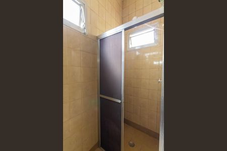 Casa à venda com 200m², 2 quartos e 2 vagasBanheiro Suíte