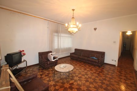 Casa à venda com 265m², 8 quartos e 5 vagasCasa 1 - Sala