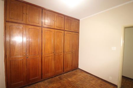 Casa à venda com 265m², 8 quartos e 5 vagasCasa 2 - Quarto 5