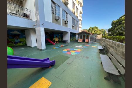 Apartamento para alugar com 69m², 2 quartos e 1 vagaÁrea comum - Playground