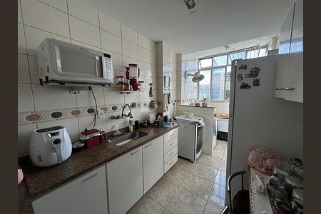 Apartamento para alugar com 69m², 2 quartos e 1 vagaCozinha