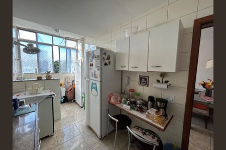 Apartamento para alugar com 69m², 2 quartos e 1 vagaCozinha