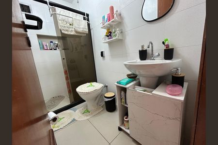 Apartamento para alugar com 69m², 2 quartos e 1 vagaBanheiro