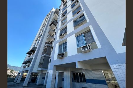 Apartamento para alugar com 69m², 2 quartos e 1 vagaFachada do bloco