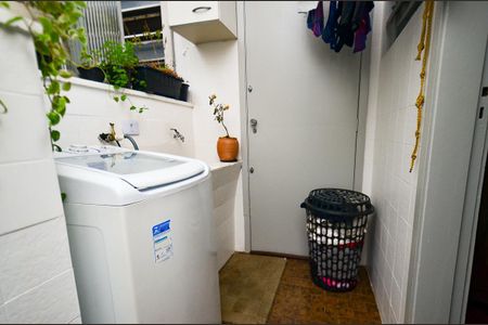 Apartamento à venda com 59m², 2 quartos e 1 vagaÁrea serviço