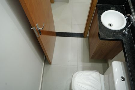 Apartamento para alugar com 39m², 2 quartos e sem vagaBanheiro
