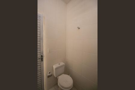 Casa para alugar com 51m², 2 quartos e sem vaga Casa para alugar com 51m², 2 quartos e sem vagaBanheiro