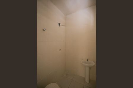 Casa para alugar com 51m², 2 quartos e sem vaga Casa para alugar com 51m², 2 quartos e sem vagaBanheiro