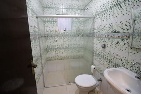 Casa à venda com 170m², 2 quartos e 1 vagaBanheiro