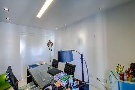 Apartamento à venda com 368m², 6 quartos e 4 vagasEscritório