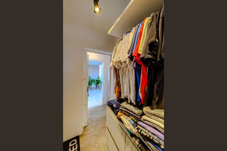 Apartamento à venda com 368m², 6 quartos e 4 vagasCloset da suíte 1