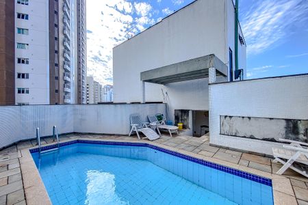Apartamento à venda com 368m², 6 quartos e 4 vagasÁrea comum - Piscina