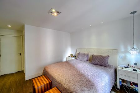 Apartamento à venda com 368m², 6 quartos e 4 vagasSuíte 3