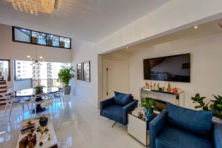 Apartamento à venda com 368m², 6 quartos e 4 vagasSala