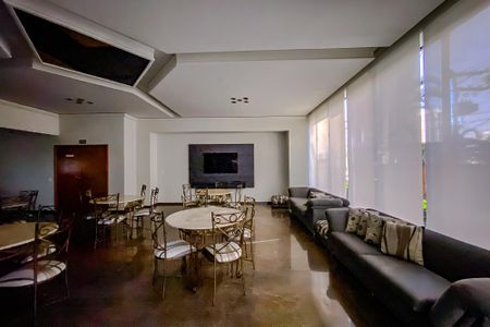 Apartamento à venda com 368m², 6 quartos e 4 vagasÁrea comum - Salão de festas