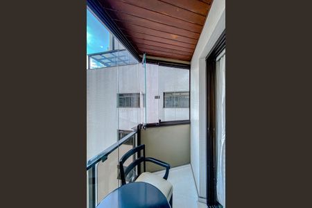 Apartamento à venda com 368m², 6 quartos e 4 vagasVaranda da Suíte 3