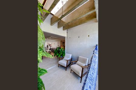 Apartamento à venda com 368m², 6 quartos e 4 vagasVaranda da Sala