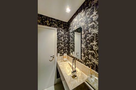 Apartamento à venda com 368m², 6 quartos e 4 vagasLavabo