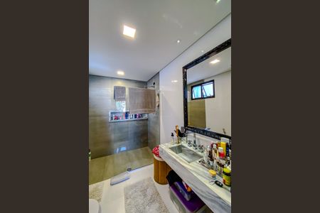 Apartamento à venda com 368m², 6 quartos e 4 vagasBanheiro da Suíte 2