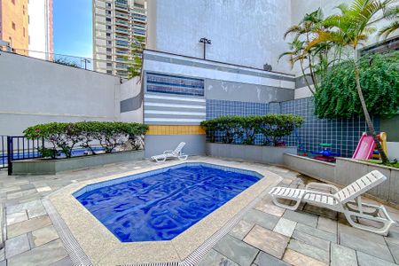 Apartamento à venda com 368m², 6 quartos e 4 vagasÁrea comum - Piscina