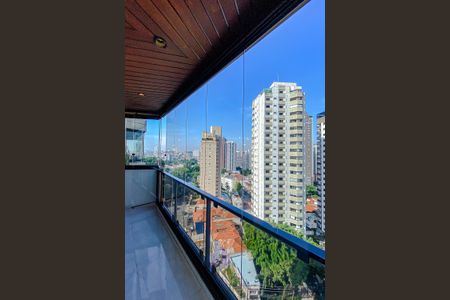 Apartamento à venda com 368m², 6 quartos e 4 vagasVaranda da Sala