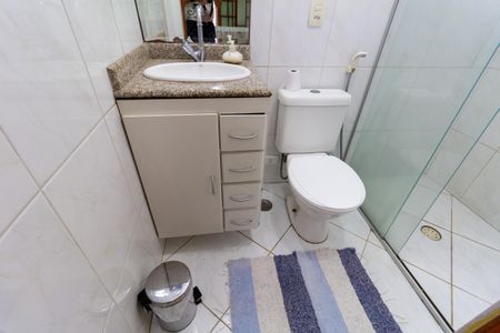 Casa à venda com 200m², 4 quartos e 1 vaga Casa à venda com 200m², 4 quartos e 1 vagaSuíte 2 - Banheiro - Casa 2