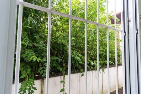 Casa à venda com 200m², 4 quartos e 1 vaga Casa à venda com 200m², 4 quartos e 1 vagaQuarto 2 - Casa 1 - Vista da Janela